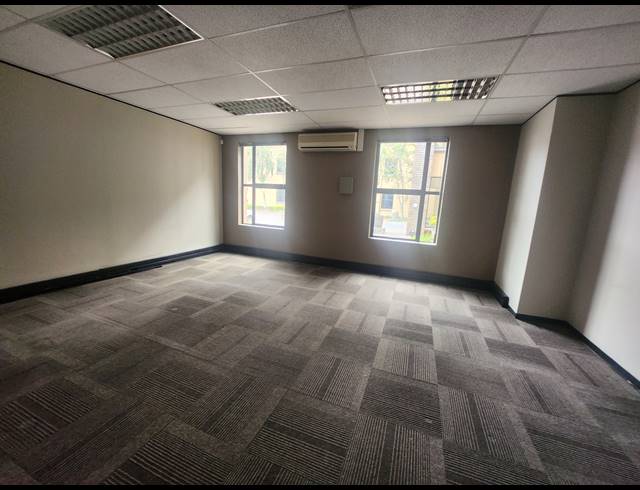 601M² OFFICE TO LET IN NOORDWYK